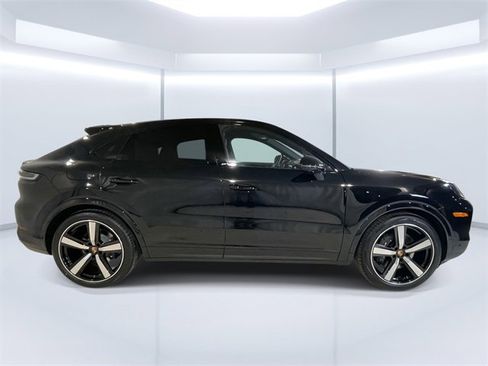 New 2026 Porsche Cayenne Coupe image 5