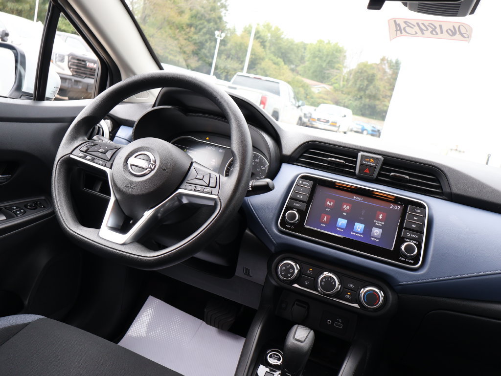 Used 2024 Nissan Versa SV w/ Trunk Package FWD image 25