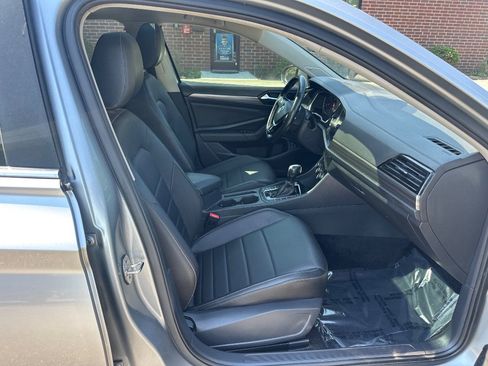 Used 2021 Volkswagen Jetta SEL FWD image 24