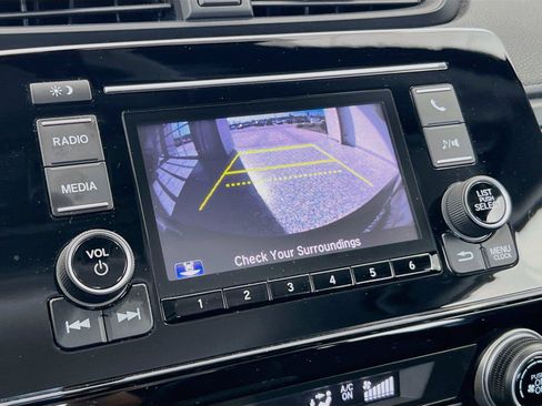 Used 2018 Honda CR-V LX image 6