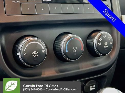 Used 2017 Jeep Compass Sport w/ Power Value Group AWD/4WD image 9