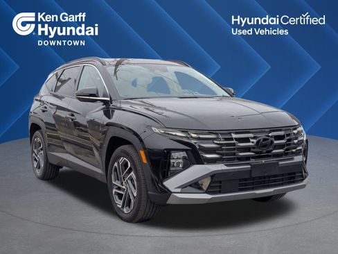 Certified 2025 Hyundai Tucson Limited image 1