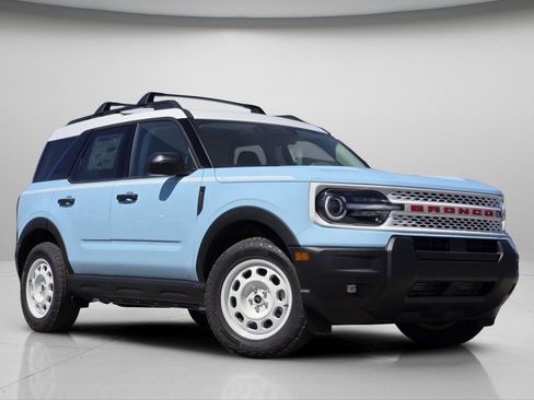 New 2026 Ford Bronco Sport Heritage w/ Convenience Package AWD/4WD image 2