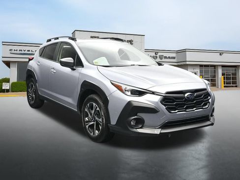 Used 2025 Subaru Crosstrek 2.5i Premium AWD/4WD image 7