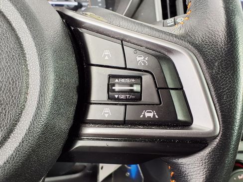 Used 2019 Subaru Crosstrek 2.0i Premium w/ Eyesight System AWD/4WD image 18
