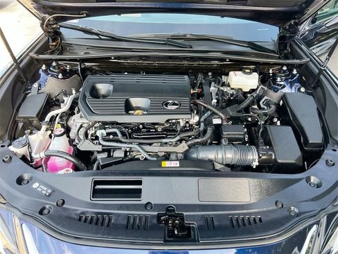 Certified 2025 Lexus ES 300h w/ Premium Package image 10