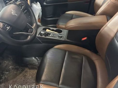 Used 2021 Ford Bronco Sport Badlands w/ Badlands Package image 2