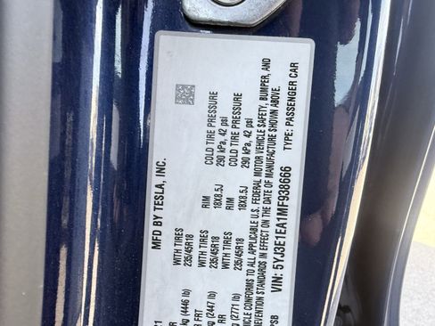 Used 2021 Tesla Model 3 Standard Range Plus image 27