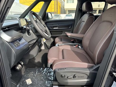 New 2025 Volkswagen ID. Buzz Pro S image 12