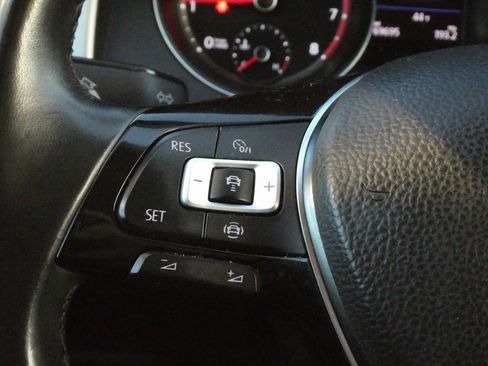 Used 2019 Volkswagen Atlas SE image 11