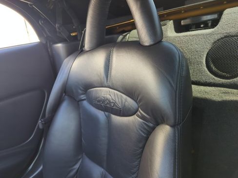 Used 2002 Chrysler Prowler image 26