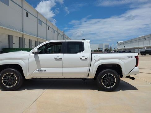 Certified 2024 Toyota Tacoma TRD Sport RWD image 9