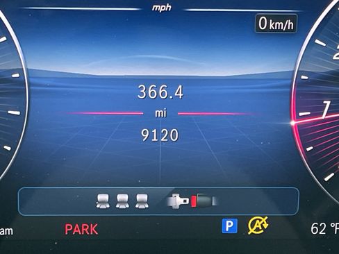 Certified 2025 Mercedes-Benz GLC 300 4MATIC image 27