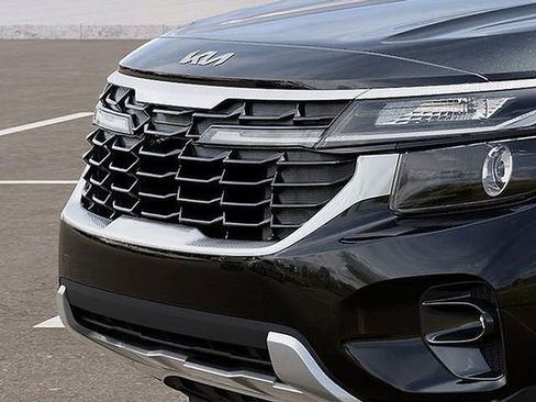 New 2026 Kia Seltos S image 18