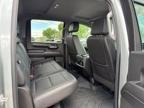 Used 2024 Chevrolet Silverado 2500 LTZ w/ LTZ Convenience Package AWD/4WD image 22
