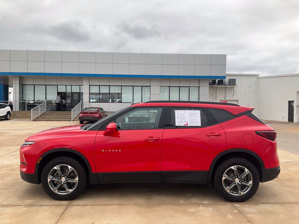 Used 2023 Chevrolet Blazer LT w/ Convenience Package FWD image 34