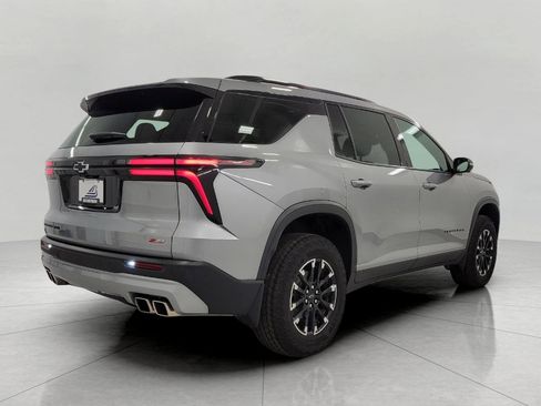 Used 2025 Chevrolet Traverse Z71 AWD/4WD image 19
