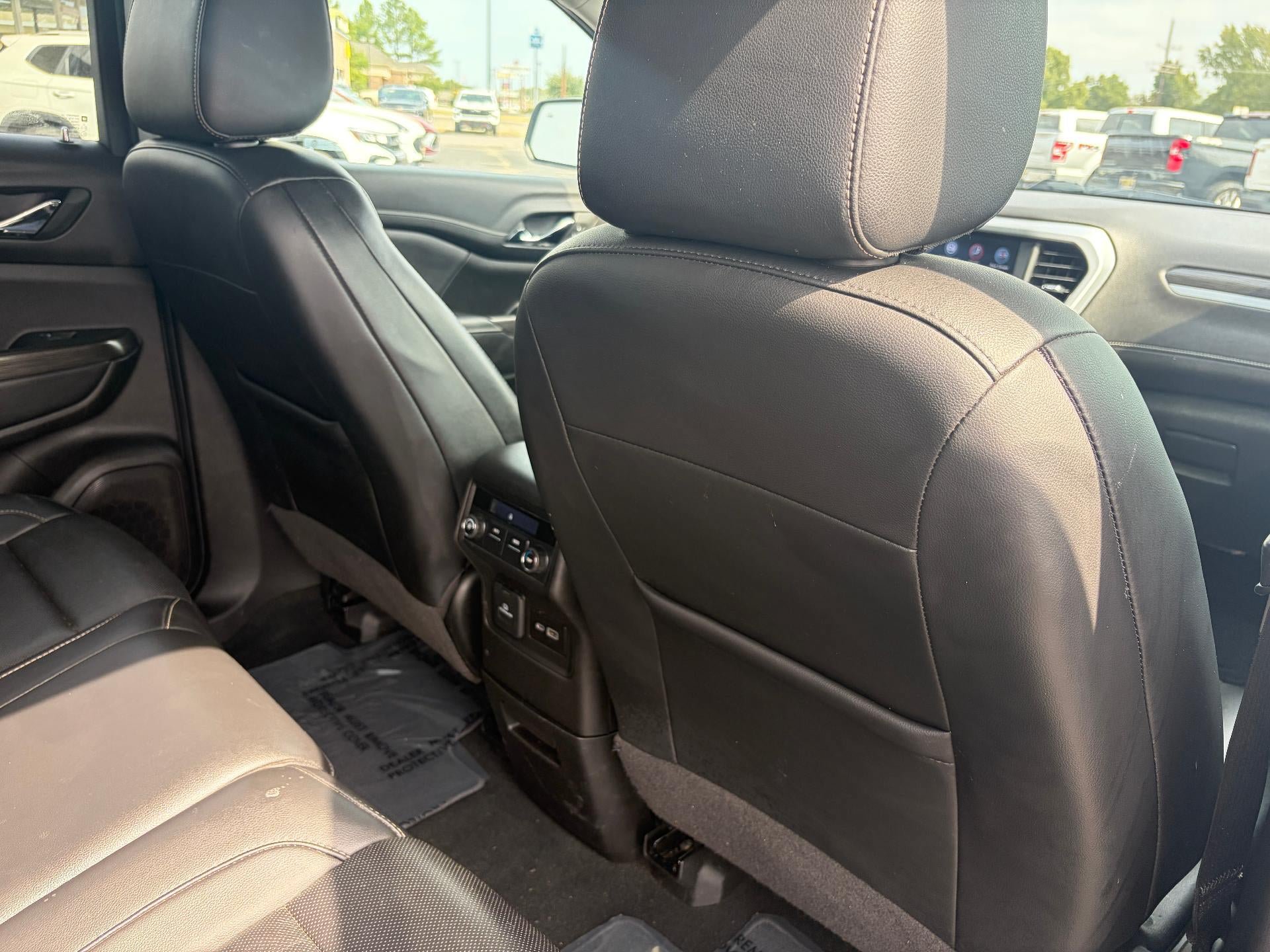 Used 2023 GMC Acadia SLT FWD image 38