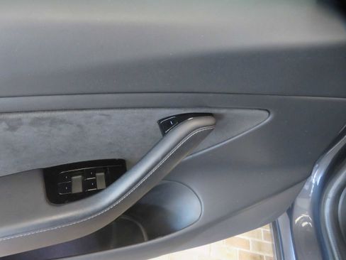 Used 2019 Tesla Model 3 Performance AWD/4WD image 14