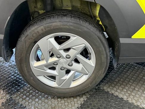 Certified 2024 Hyundai Kona SE AWD/4WD image 16