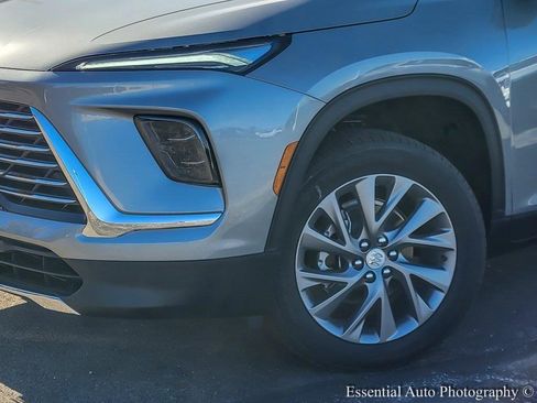 New 2026 Buick Enclave Preferred image 4