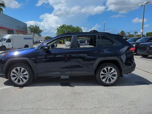 Used 2024 Toyota RAV4 XLE Premium FWD image 10