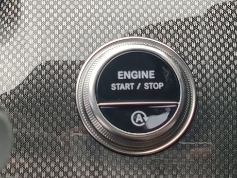 Certified 2025 Mercedes-Benz CLE 300 4MATIC Coupe image 16