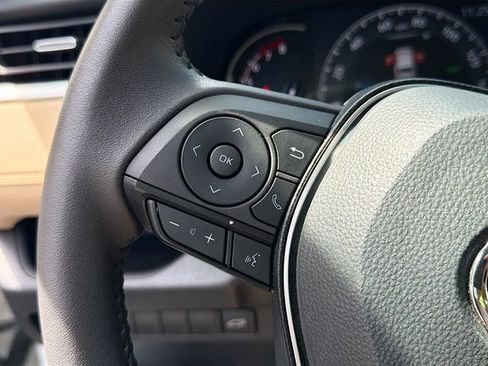 Used 2025 Toyota RAV4 XLE Premium FWD image 36