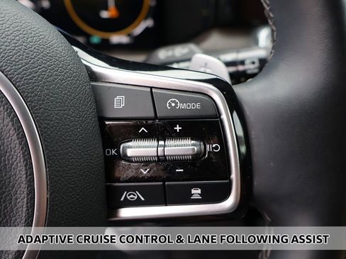 Used 2023 Kia Sorento SX Prestige image 6