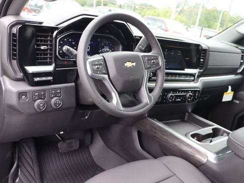 New 2026 Chevrolet Silverado 3500 LTZ w/ LTZ Convenience Package AWD/4WD image 6