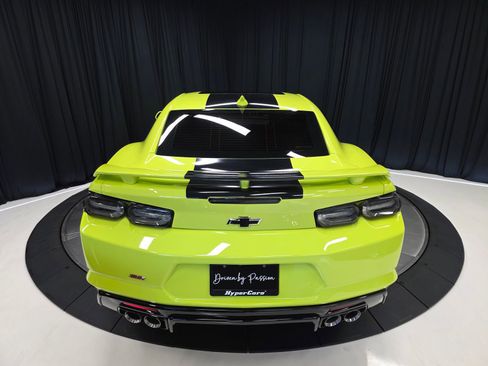 Used 2020 Chevrolet Camaro SS image 10