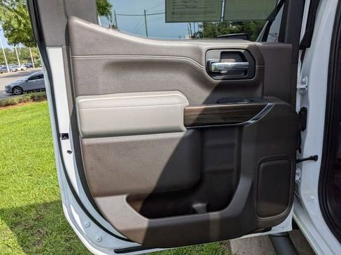 Used 2021 Chevrolet Silverado 1500 RST AWD/4WD image 34