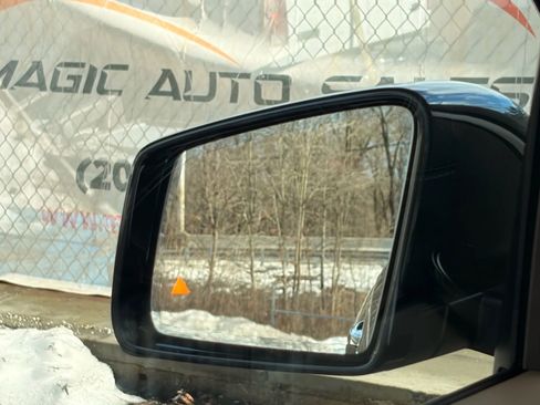 Used 2016 Mercedes-Benz GL 450 4MATIC image 41