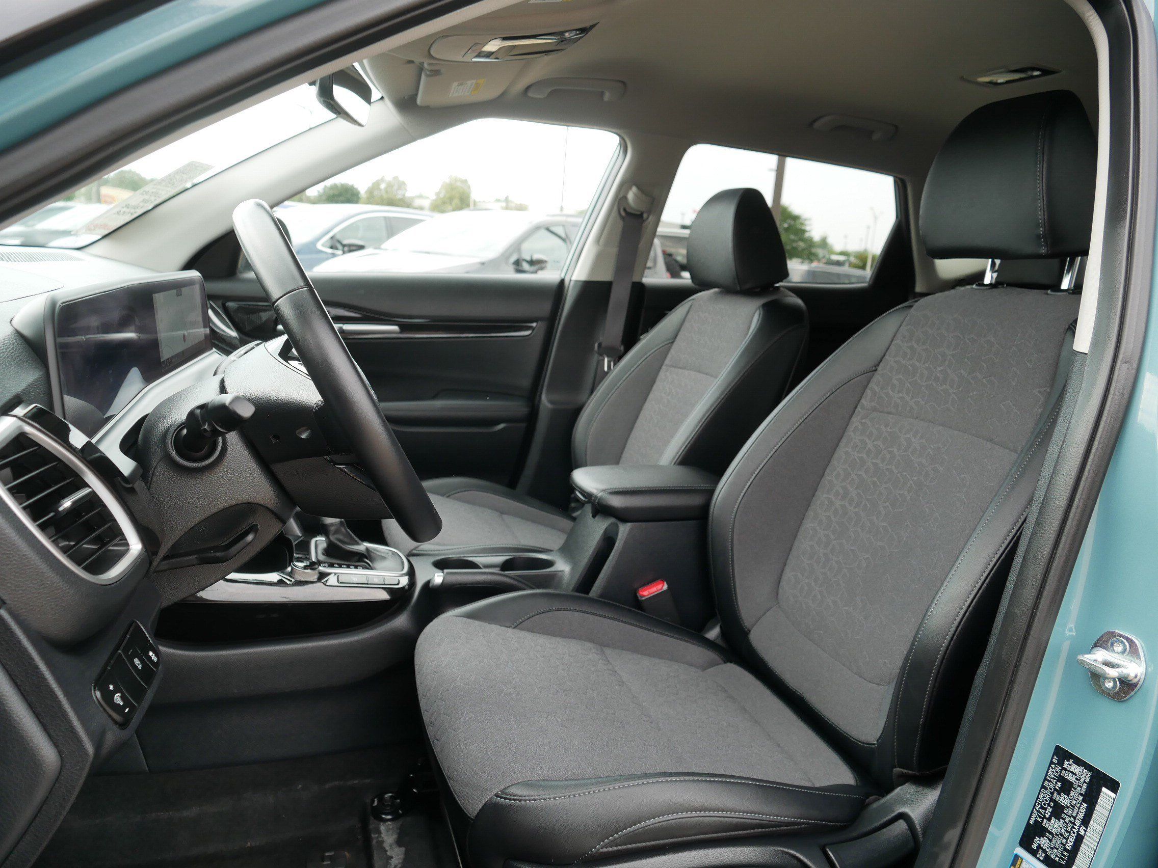 Used 2024 Kia Seltos S AWD/4WD image 33