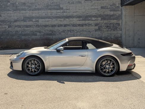 Certified 2026 Porsche 911 Carrera T RWD image 2
