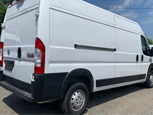Used 2020 RAM ProMaster 2500 w/ Interior Convenience Group FWD image 5