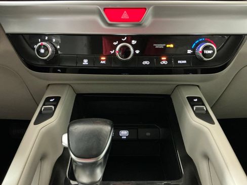 Used 2020 Kia Telluride S FWD image 12