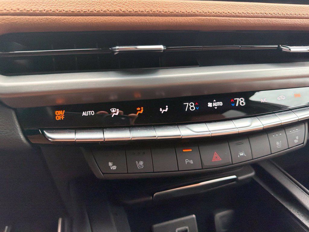 Used 2024 Cadillac XT4 Sport AWD/4WD image 20