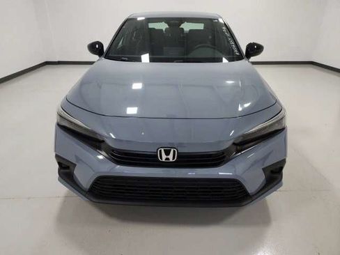 Used 2024 Honda Civic Sport image 2