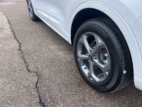 Certified 2023 Ford Escape ST-Line w/ Tech Pack #1 image 26