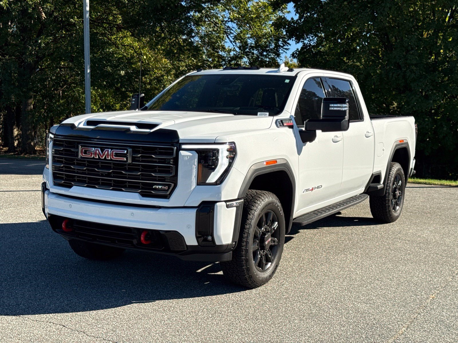 Used 2026 GMC Sierra 2500 AT4 w/ AT4 Premium Plus Package AWD/4WD image 1