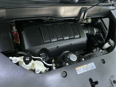 Used 2014 GMC Acadia Denali FWD image 28