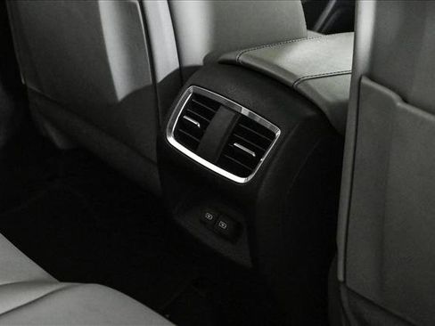 Used 2019 Acura RDX w/Technology Pkg image 18