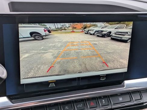 Used 2025 Chevrolet Silverado 1500 LT image 21