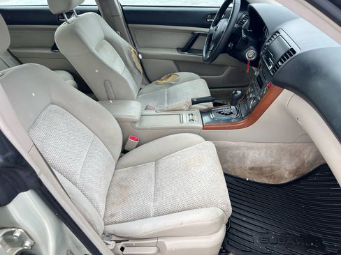 Used 2005 Subaru Outback 2.5i image 9