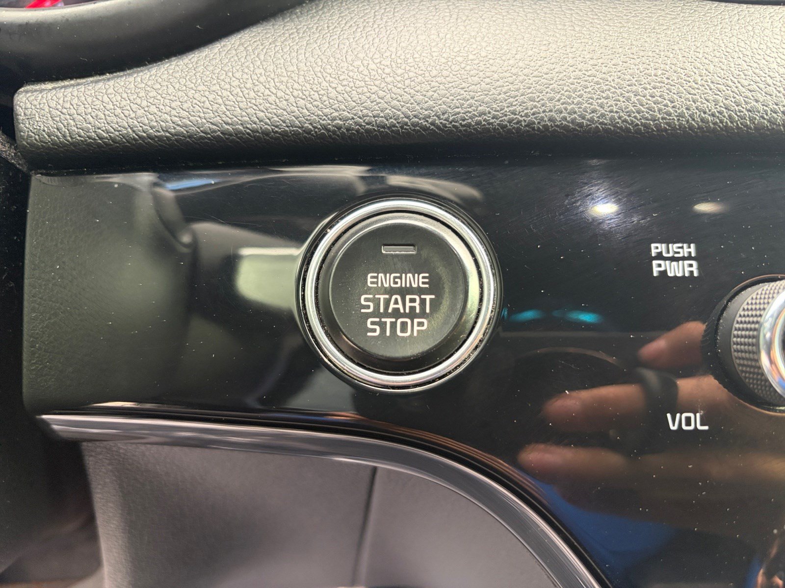 Used 2022 Kia Sportage Nightfall Edition w/ Nighfall AWD Premium Package image 20