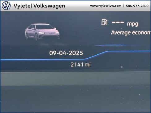 Certified 2025 Volkswagen Jetta SEL image 23
