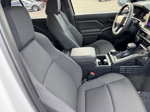 Certified 2025 Toyota 4Runner SR5 image 19