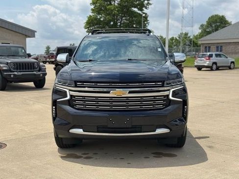 Used 2021 Chevrolet Tahoe Premier AWD/4WD image 2
