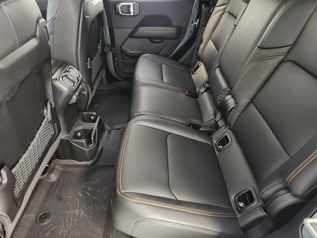 New 2026 Jeep Gladiator Sport AWD/4WD image 30